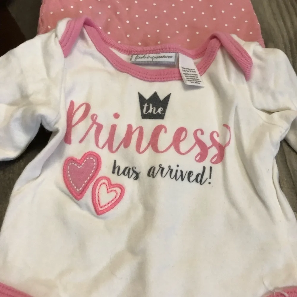 Carters Bundle of Plain and Printed Onesies‎ 3 Months